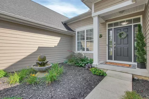 6428 Fox Hollow Dr, Galena, OH 43021