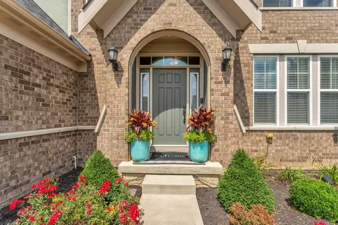 Entry Way - 6894 Streamside Dr, Galena, OH 43021 photo 1 of 8