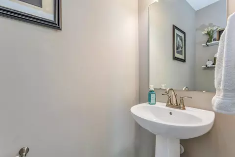 Bath - 6894 Streamside Dr, Galena, OH 43021 photo 1 of 5