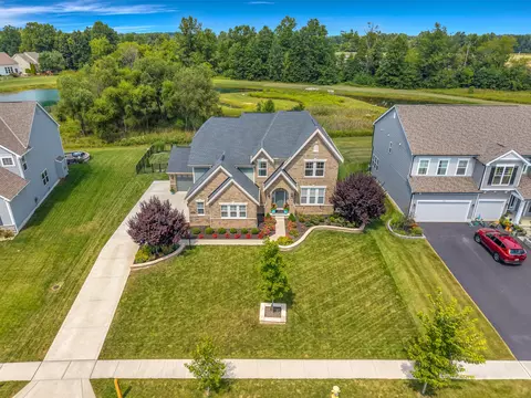 View/Area - 6894 Streamside Dr, Galena, OH 43021 photo 1 of 4