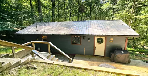 1592 Cardinal Hill Ln, Sugar Grove, OH 43155