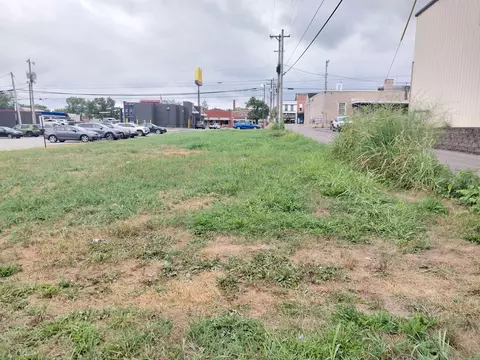 228 Lafayette St, Greenfield, OH 45123