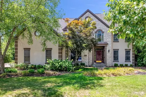 3395 Heritage Oaks Dr, Hilliard, OH 43026