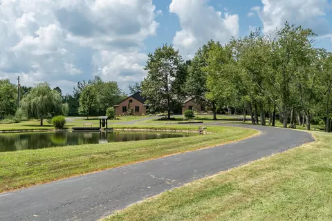 4170 Outville Rd, Granville, OH 43023