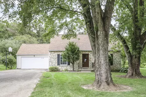3270 Raccoon Valley Rd, Granville, OH 43023
