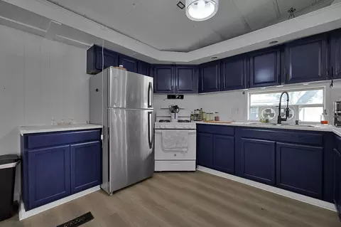 Kitchen - 4 Ravine Ridge Dr, Delaware, OH 43015 photo 1 of 3