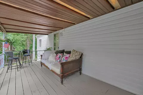 Exterior - 4 Ravine Ridge Dr, Delaware, OH 43015 photo 2 of 5