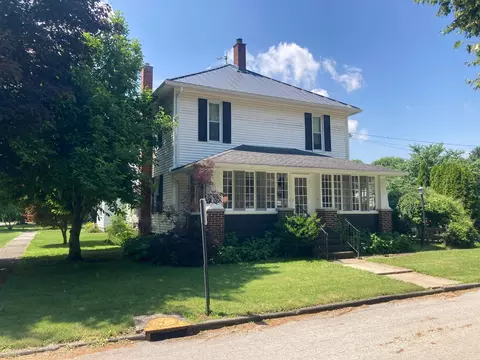 376 Vine St E, La Rue, OH 43332
