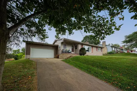 9 Hilltop Dr, Mount Vernon, OH 43050