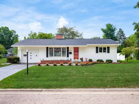 91 Beaty St, Canal Winchester, OH 43110