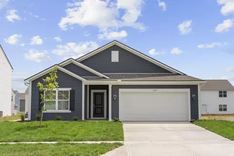 620 Lois Ln, London, OH 43140
