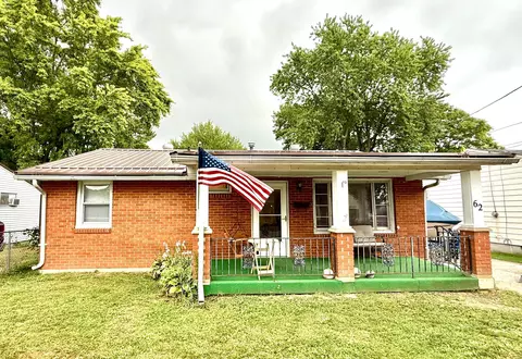 62 Union St, Sabina, OH 45169