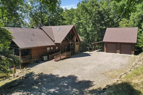 20572 Buena Vista Rd, Rockbridge, OH 43149