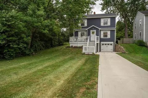 215 W Circle Ave, Washington Court House, OH 43160