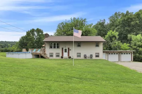 5881 Linnville Rd SE, Heath, OH 43056
