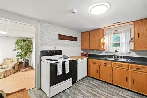 Kitchen - 1245 N Trimble Rd, Mansfield, OH 44906 photo 2 of 2