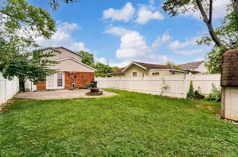 5809 Elder St, Cincinnati, OH 45227