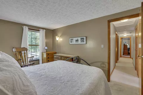 Bedroom - 5263 Whitegate Ct, Dublin, OH 43016 photo 7 of 9