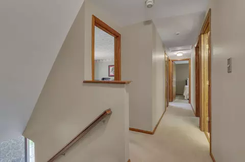 Entry Way - 5263 Whitegate Ct, Dublin, OH 43016 photo 7 of 7
