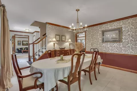 Dining - 5263 Whitegate Ct, Dublin, OH 43016 photo 4 of 4