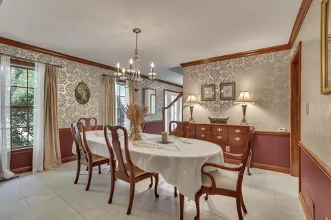 Dining - 5263 Whitegate Ct, Dublin, OH 43016 photo 3 of 4