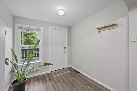202 Williams Rd, Columbus, OH 43207 photo 5