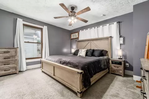 Bedroom - 116 Dewey Ave, Newark, OH 43055 photo 1 of 3