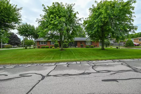 1085 Bexley Ave, Marion, OH 43302 photo 3