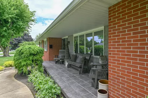 1085 Bexley Ave, Marion, OH 43302 photo 8