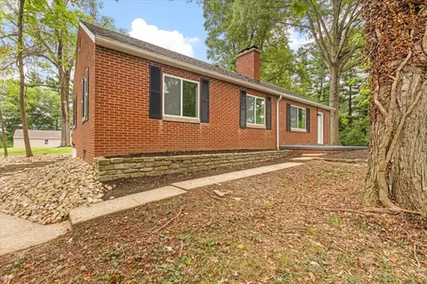 1500 Cincinnati-zanesville Rd SW, Lancaster, OH 43130