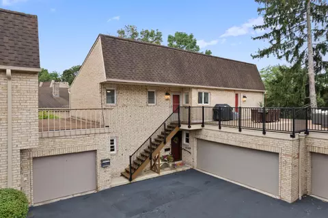 4371 Latin Ln #122, Upper Arlington, OH 43220