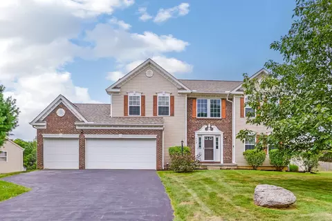 117 Deer Path Ct, Pataskala, OH 43062