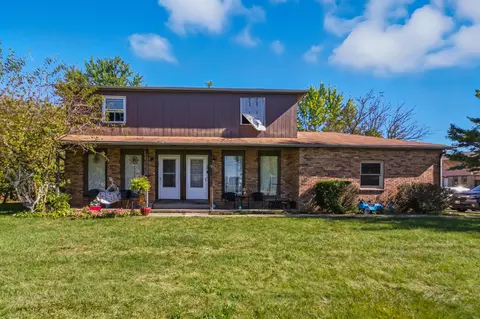 5824 Hunting Hollow Ct #5824-5826, Galloway, OH 43119