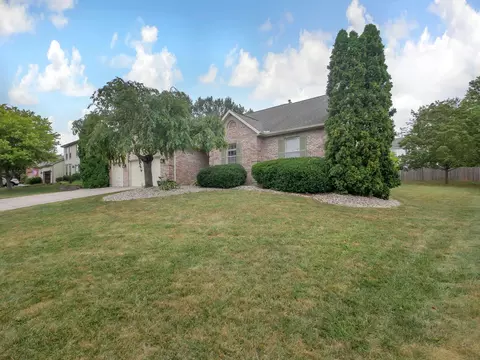 7250 Old Creek Ln, Canal Winchester, OH 43110