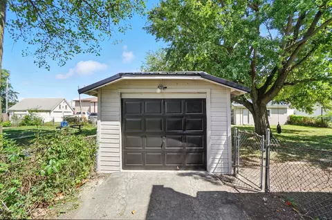 266 Oak St, Marion, OH 43302 photo 3