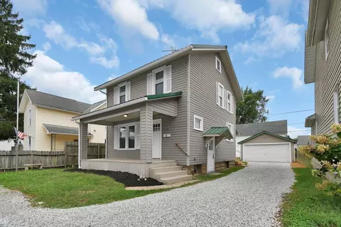 36 Cottage St, Newark, OH 43055
