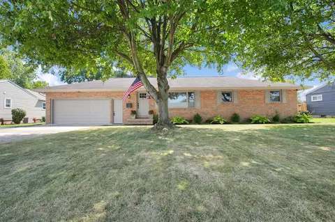 53 Cynthia St, Heath, OH 43056