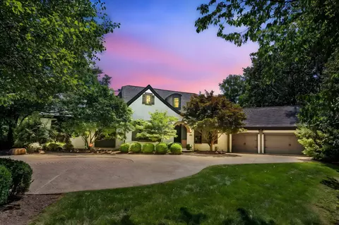 1017 Riverpoint Ct, Powell, OH 43065