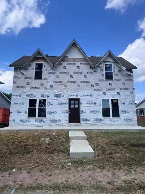 26 W High St, Jeffersonville, OH 43128