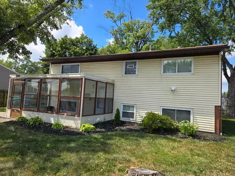 3547 Southwest Ct, Grove City, OH 43123