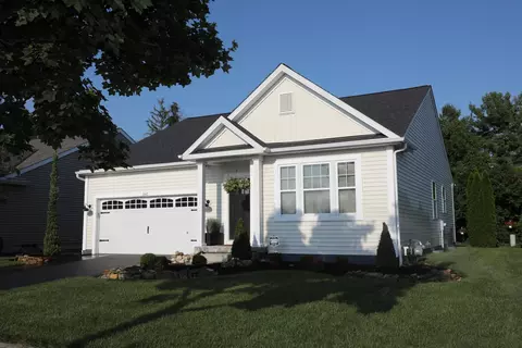 242 Rockbrook Crossing Ave, Galloway, OH 43119