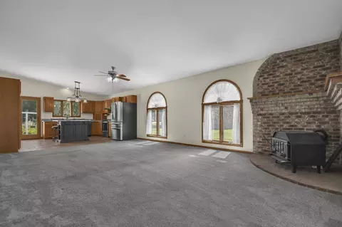 37 Commerce St, Lockbourne, OH 43137 photo 7