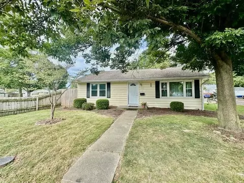 1089 Sunshine St, Circleville, OH 43113