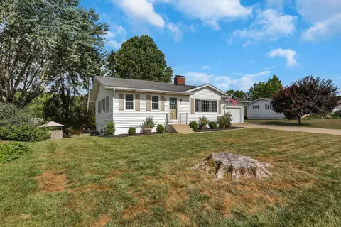 218 Marvel Dr, Lancaster, OH 43130