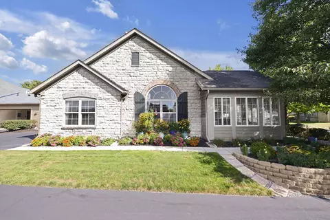 6977 Falls View Cir, Delaware, OH 43015