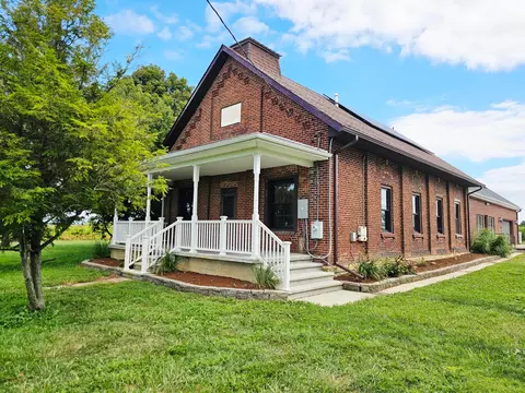 7946 Us-22, New Holland, OH 43145