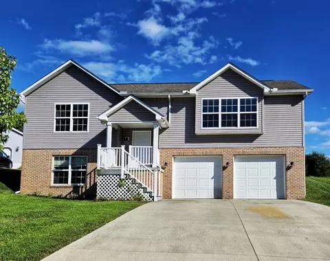 505 Highview Dr, Bellefontaine, OH 43311