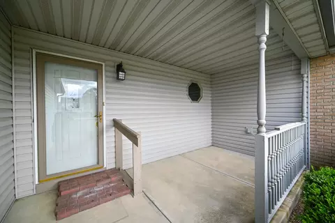 Exterior - 3306 Gooding Rd, Marion, OH 43302 photo 2 of 16