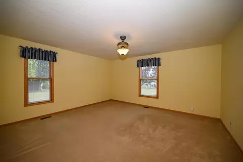 Bedroom - 3306 Gooding Rd, Marion, OH 43302 photo 1 of 6