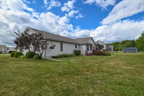 Exterior - 3306 Gooding Rd, Marion, OH 43302 photo 6 of 16